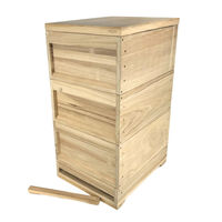 Produktbild von Holtermann Liebig Zander Komplettbeute aus Holz mit Hochboden