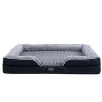 Produktbild von Home Deluxe Orthopädisches Hundebett Scooby Schwarz Grau mit Tierdecke und Rugbyball 60 x 60 x 14 cm