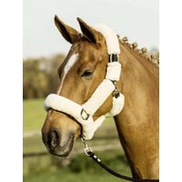 Produktbild von Horse Guard Halfter aus Kunstfell in Schwarz und Creme