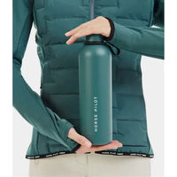 Produktbild von Horse Pilot Trinkflasche mit Cap in Grün