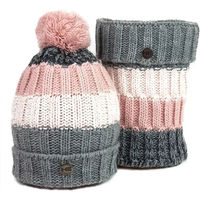 Produktbild von Horsenjoy Estera Wintermütze und Schal für Damen aus Fleece in Bunt