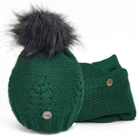 Produktbild von Horsenjoy Estera Winterset aus Fleece für Damen mit Mütze und Schal in Grün