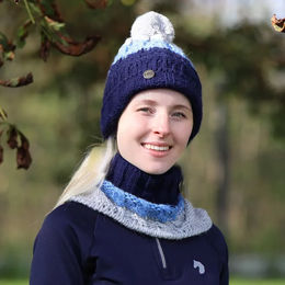 Produktbild von Horsenjoy Kaja Fleece Wintermütze für Damen in Blau