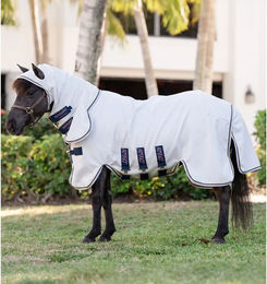 Produktbild von Horseware Amigo Fliegenabdeckung für Ponys mit Halsteil in Weiß aus Polyester