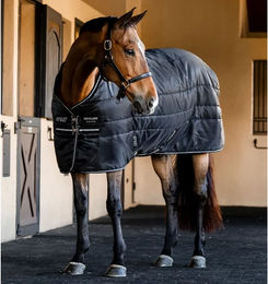 Horseware Amigo Ripstop Plus Stallpferdedecke mit 200g Füllung Schwarz 145 cm – Bild 1 von 1