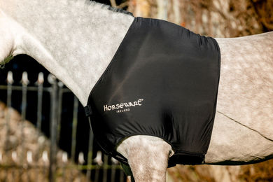 Produktbild von Horseware Fellschoner Slinky Shoulder Schwarz
