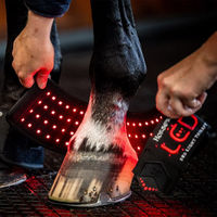 Produktbild von Horseware LED Red Light Therapy Mini Wrap Gamaschen aus Neopren Schwarz für die Hufpflege