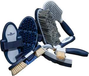 Produktbild von Horseware Newmarket Reinigungsset mit Bürste und Beutel in Blau