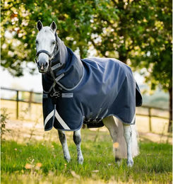 Horseware Rambo 1680D Plus Turnout Wasserdichte Outdoor-Pferdedecke mit 450g Füllung in Blau Grau oder Silber 155 cm – Bild 1 von 1