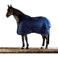 Produktbild von Horseware Rambo Cosy Stable Pferdedecke aus Polyester Navy/Burgundy