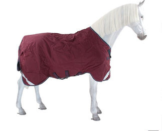 Horseware Rambo Original Turnout Lite Pferdedecke mit Beinbögen in Burgundy – Bild 1 von 2