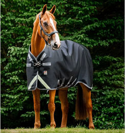 Produktbild von Horseware Rambo Outdoor-Pferdedecke aus Nylon in Schwarz