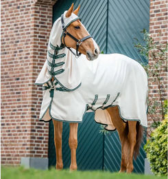 Produktbild von Horseware Rambo UV-Schutzdecke für Pferde aus Polyester in Weiß