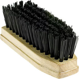 Produktbild von Horze Hufpflege Bürste mit Besenkopf aus harten Fasern und Holzgriff in Schwarz