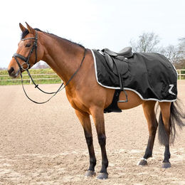 Produktbild von Horze Nierendecke WeatherTrek Schwarz