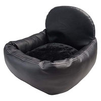Produktbild von Hossi's Wholesale Hundeautositz aus Kunstleder mit Sicherheitsgurt schwarz 50x55x20cm wasserabweisend