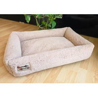 Produktbild von Hundebett Orsetto von Hundebettenmanufaktur mit Sherpabezug in Cappuccino 55 x 45 cm