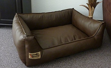 Hundebettenmanufaktur Hundebett für erwachsene Hunde aus Kunstleder in Braun Größe XS – Bild 1 von 3