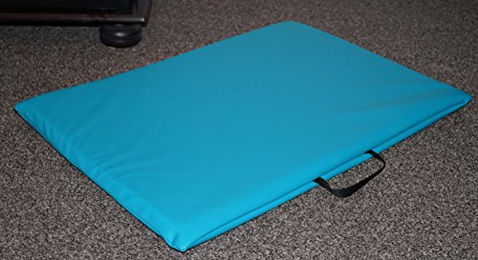 Produktbild von Hundebettenmanufaktur Hundematte aus Kunstleder in Türkis mit Schaumstoff 60 x 40 cm