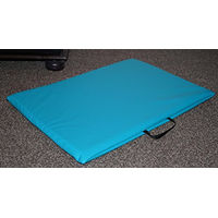 Produktbild von Hundebettenmanufaktur Hundematte aus Kunstleder in Türkis mit Schaumstoff 60 x 40 cm