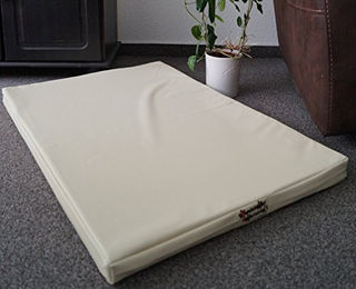 Produktbild von Hundebettenmanufaktur Orthopädische Hundematratze mit antiallergischer Kokosmatte aus Kunstleder Beige 60 cm x 40 cm