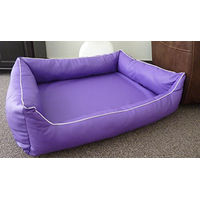 Produktbild von Hundebettenmanufaktur Orthopaedisches Hundesofa Ortopedico aus Kunstleder mit Viscoschaum Matratze Lavendel 100 cm x 75 cm