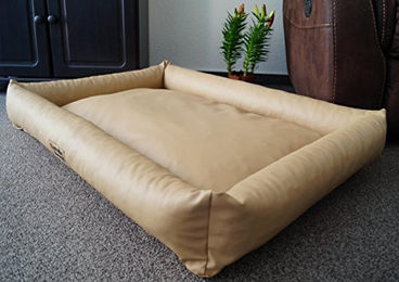 Hundebettenmanufaktur PicoBello Hundebett aus Kunstleder beige 80 x 60 cm – Bild 1 von 2