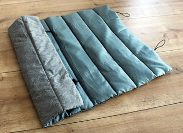 Produktbild von Hundedecke Forest aus Polyester in Grün und Grau 92x68cm - 92 cm