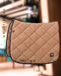 Produktbild von HV Polo Dressurschabracke HVPLisa Almond Beige aus Kunstleder