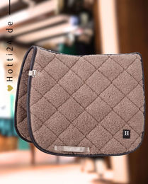Produktbild von HV Polo Dressurschabracke HVPLisa Champagne Beige aus Kunstleder