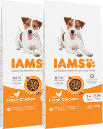 Produktbild von IAMS ProActive Health Adult Small &amp; Medium Breed Chicken 24 kg (2 x 12 kg)