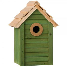 Produktbild von IB Laursen Vogelhaus aus Holz in Grün mit naturfarbenem Dach und Reinigungsklappe