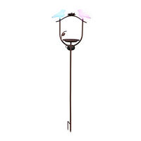 Produktbild von IC Gardenstyle Solar-Vogeltränke aus Metall mit bunt beleuchtetem LED-Vogelpaar als Gartenstecker