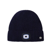 Produktbild von Imperial Riding Chilly Navy Fleece Wintermütze mit LED für Damen und Herren in Blau