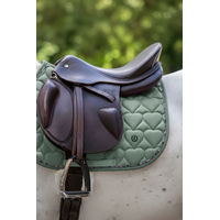 Produktbild von Imperial Riding Dressurschabracke IRHStormy Sage in Grün aus Polyester