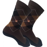 Produktbild von Imperial Riding Kinder Reitsocken Queen of Diamonds mit Argyle Muster und Metall Münz Detail Braun Größe 31-34