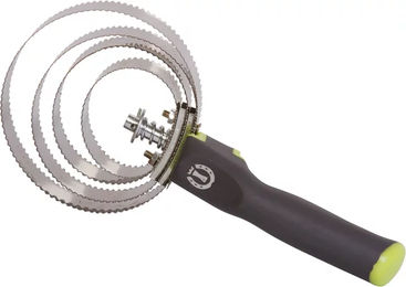 Imperial Riding Metall-Federstriegel zur Fellreinigung in Grau – Bild 1 von 2