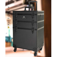 Produktbild von Imperial Riding Putzkoffer IRHStackX Deluxe Black mit Rollen in Schwarz
