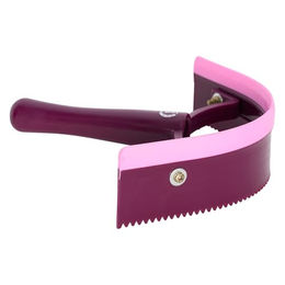 Imperial Riding Schweißmesser zur Fellpflege für Pferde Dark Flower – Bild 1 von 2