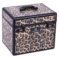 Produktbild von Imperial Riding Shiny Putzbox mit Zahlenschloss und Spiegel in Leopard Design 38x28x32cm