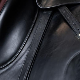 Imperial Riding Steigbügelriemen IRH mit Nylonkern aus Leder in Schwarz 115cm – Bild 1 von 1