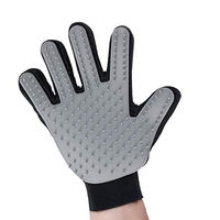 Produktbild von InnovaGoods Relpet Massagehandschuh für Hund und Katze aus Silikon in Grau und Schwarz