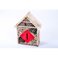 Produktbild von Insektenhotel aus Holz von The Wall - the art of framing AG als Nistkasten und Brutkasten für Bienen und Insekten