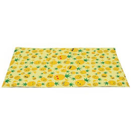 Intirilife Selbstkühlende Kühlmatte für Hunde und Katzen in Weiß mit Ananas Motiv 50 x 90 cm wasserdicht und abwischbar - 50 cm – Bild 1 von 3