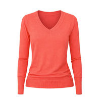 Produktbild von Isabell Werth Pullover mit V-Ausschnitt und Mandarin-Kragen aus Wolle in Rot