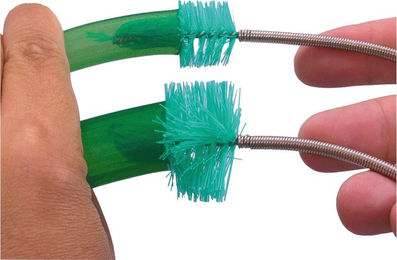 JBL Cleany Schlauchreinigungsbürste mit Edelstahl-Stahlspirale für Fisch-Außenfilter - 1 Stk. – Bild 1 von 5