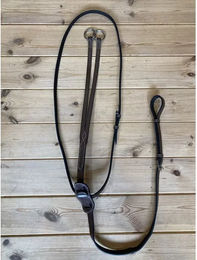 Jump'In One Leder Martingal für Pferde mit Ringen in Schwarz oder Braun – Bild 1 von 1