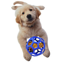 Produktbild von JW Pet Hundespielzeug Hol-ee Roller Mini aus Naturkautschuk Rot XS 5 cm