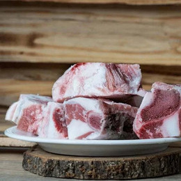 Produktbild von Kalbsbrustbeinknochen kleine Stücke - 1 kg