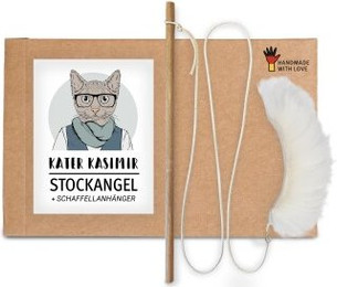 Produktbild von Kater Kasimir Katzenangel aus Buchenholz mit Schaffellanhänger